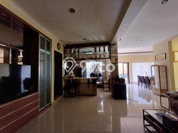 Rumah Elit LB 350m2 Siap Huni Desain Elegan di BSD City, Tangerang Rumah Elit LB 350m2 Siap Huni Desain Elegan di BSD City, Tangerang