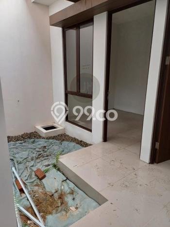 Jual Rumah Eksklusif 2 KT di BSD City, Tangerang Jual Rumah Eksklusif 2 KT di BSD City, Tangerang