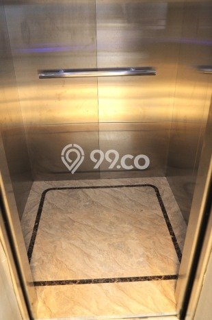 Ready to Use! Luxury House LT 300m2 Desain Modern di BSD City Ready to Use! Luxury House LT 300m2 Desain Modern di BSD City