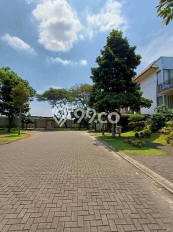 Rumah Elit LB 350m2 Siap Huni Desain Elegan di BSD City, Tangerang Rumah Elit LB 350m2 Siap Huni Desain Elegan di BSD City, Tangerang