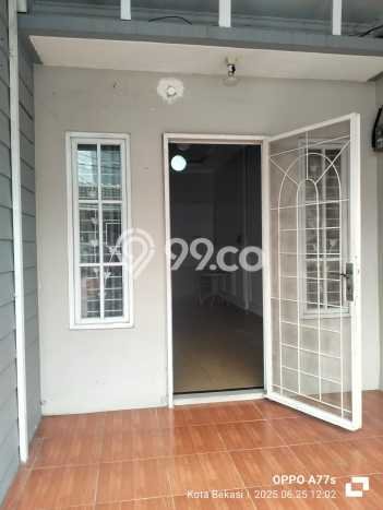 Dijual Hunian Rumah Terawat 2 Kamar di Golden City, Bekasi Dijual Hunian Rumah Terawat 2 Kamar di Golden City, Bekasi