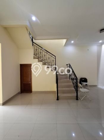 Rumah Mewah LB 260m2 Siap Huni Desain Elegan di Rawamangun, Jakarta Timur Rumah Mewah LB 260m2 Siap Huni Desain Elegan di Rawamangun, Jakarta Timur