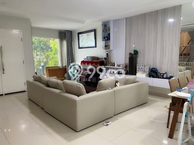 Rumah Luas Tanah 270m² di Rancamaya, Bogor - Lokasi Strategis Rumah Luas Tanah 270m² di Rancamaya, Bogor - Lokasi Strategis
