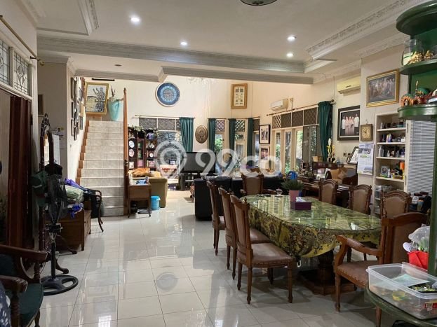 Rumah Minimalis 3 Kamar Siap Huni di Pulomas, Dekat Pusat Perbelanjaan, Jakarta Timur Rumah Minimalis 3 Kamar Siap Huni di Pulomas, Dekat Pusat Perbelanjaan, Jakarta Timur