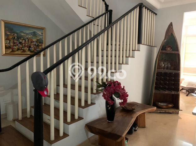 Rumah di Kemang, Jakarta Selatan, Luas 350m² Bangunan 500m² Rumah di Kemang, Jakarta Selatan, Luas 350m² Bangunan 500m²