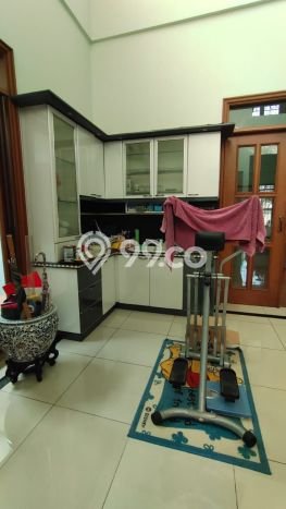 Rumah Asri LB 500m² Lokasi Tenang di Duren Sawit, Jakarta Timur Rumah Asri LB 500m² Lokasi Tenang di Duren Sawit, Jakarta Timur