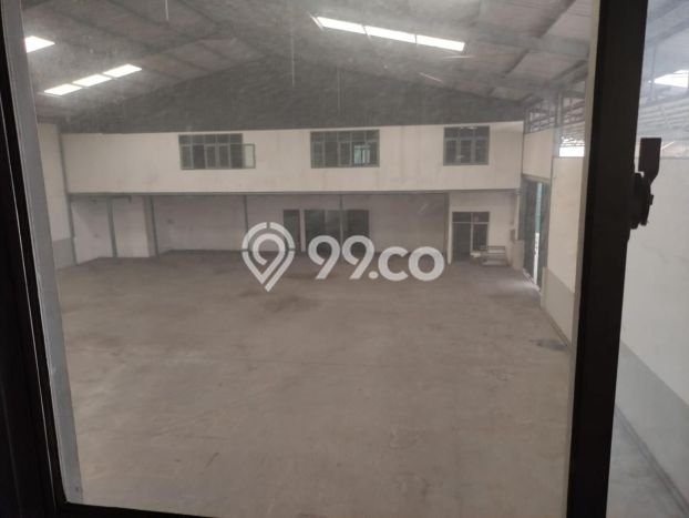 Gudang Kawasan Bisnis di Cikarang, Luas 1440m², Siap Usaha Gudang Kawasan Bisnis di Cikarang, Luas 1440m², Siap Usaha