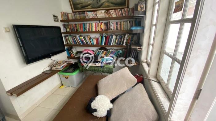 Rumah Elit Modern Siap Huni di Harapan Indah Bekasi Rumah Elit Modern Siap Huni di Harapan Indah Bekasi