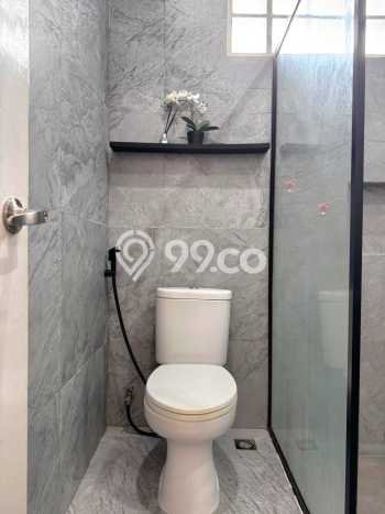 Ready to Use! Luxury House LT 180m2 Desain Modern di Pulogebang Ready to Use! Luxury House LT 180m2 Desain Modern di Pulogebang