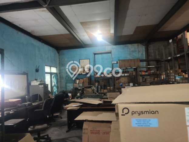 Jual Gudang di Cikarang Barat, Luas 586m², Area Komersial, Jalur Mudah Jual Gudang di Cikarang Barat, Luas 586m², Area Komersial, Jalur Mudah