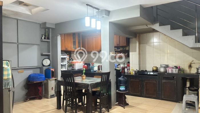 For Sale Hunian Rumah Terawat 6 KT di Golden City, Bekasi For Sale Hunian Rumah Terawat 6 KT di Golden City, Bekasi