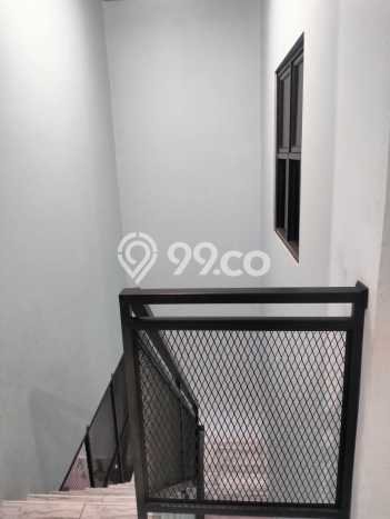Rumah Minimalis 5 Kamar LT 105m2 di Summarecon Bekasi Rumah Minimalis 5 Kamar LT 105m2 di Summarecon Bekasi