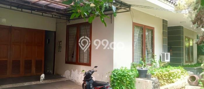 Dijual Rumah Premium dengan Fasilitas Sekitar Lengkap di Mampang Prapatan, Jakarta Selatan Dijual Rumah Premium dengan Fasilitas Sekitar Lengkap di Mampang Prapatan, Jakarta Selatan
