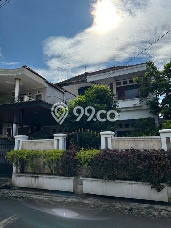 Hunian Mewah LB 320m2 Siap Pakai Desain Elegan di Cibubur, Jakarta Timur Hunian Mewah LB 320m2 Siap Pakai Desain Elegan di Cibubur, Jakarta Timur