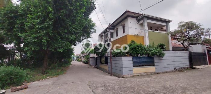 For Sale! Luxury House LT 299m2 Desain Modern di Kranji For Sale! Luxury House LT 299m2 Desain Modern di Kranji