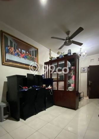 Rumah Modern Cantik 3 KT Siap Huni di Jagakarsa Rumah Modern Cantik 3 KT Siap Huni di Jagakarsa