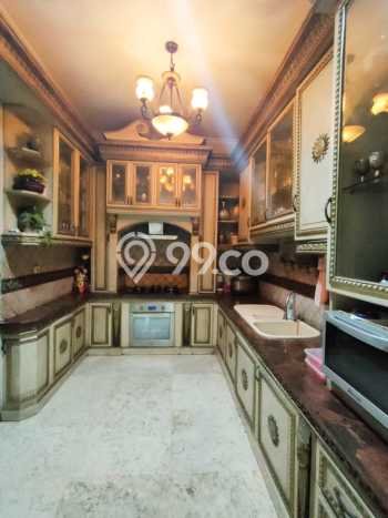 Ready to Use! Premium House LT 480m2 Desain Elegan di Pekayon Ready to Use! Premium House LT 480m2 Desain Elegan di Pekayon