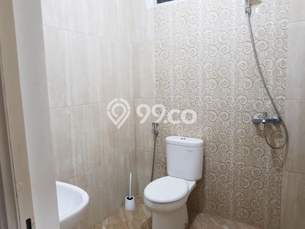 Rumah Strategis Minimalis Lb 200m2 di Cakung, Jakarta Timur Rumah Strategis Minimalis Lb 200m2 di Cakung, Jakarta Timur