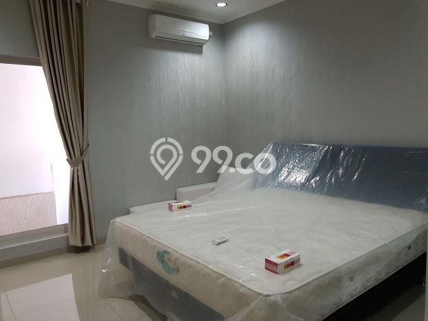 Rumah Strategis Minimalis Lb 200m2 di Cakung, Jakarta Timur Rumah Strategis Minimalis Lb 200m2 di Cakung, Jakarta Timur