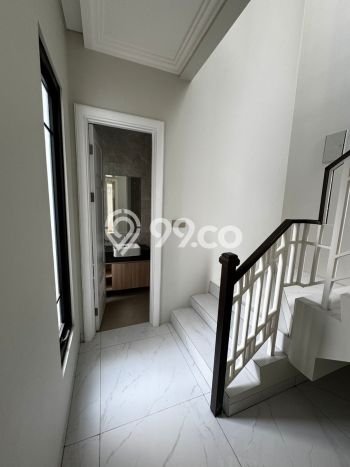 Rumah Asri area Summarecon Crown Gading, 3 KM, Lokasi Strategis Rumah Asri area Summarecon Crown Gading, 3 KM, Lokasi Strategis