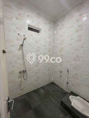 Rumah Modern 3 KT di Pondok Kelapa Jakarta Timur Unfurnished Rumah Modern 3 KT di Pondok Kelapa Jakarta Timur Unfurnished