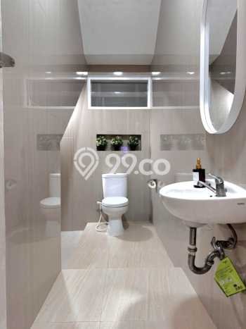 Ready to Use! Luxury House LT 180m2 Desain Modern di Pulogebang Ready to Use! Luxury House LT 180m2 Desain Modern di Pulogebang