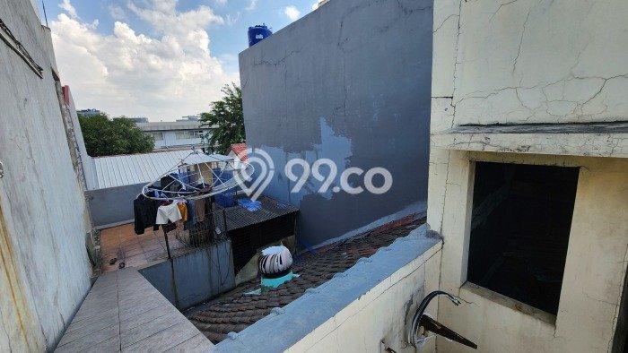 For Sale Rumah 3 Kamar Lokasi Strategis Bagus dan Strategis di Kelapa Gading For Sale Rumah 3 Kamar Lokasi Strategis Bagus dan Strategis di Kelapa Gading