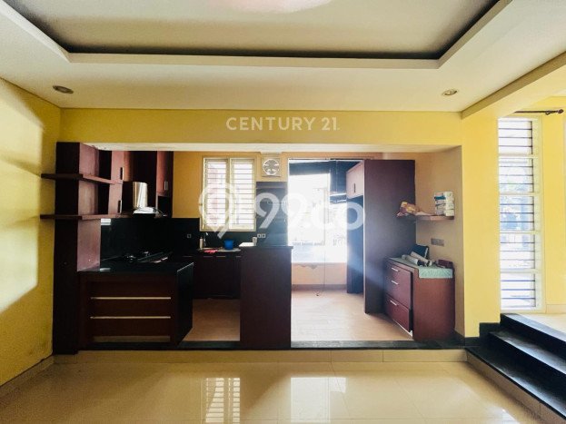 Dijual Rumah Luas Elegan Dengan View Eksklusif di Gatot Subroto, Denpasar Dijual Rumah Luas Elegan Dengan View Eksklusif di Gatot Subroto, Denpasar