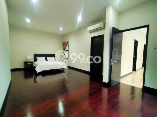 DIJUAL CEPAT! Rumah Siap Huni Lokasi Premium Kebagusan, Luas 418m² LB 479m² DIJUAL CEPAT! Rumah Siap Huni Lokasi Premium Kebagusan, Luas 418m² LB 479m²