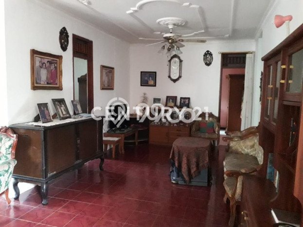 Dijual Hunian Mewah dengan Fasilitas Sekitar Komplit di Cinere, Depok Dijual Hunian Mewah dengan Fasilitas Sekitar Komplit di Cinere, Depok