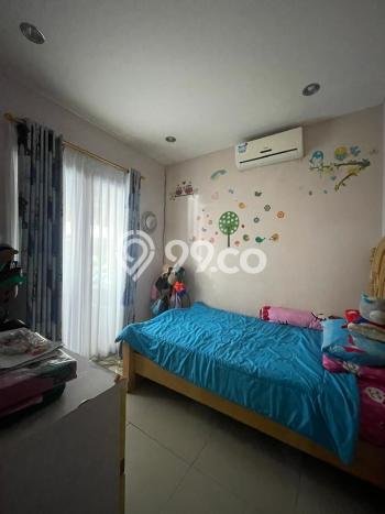 Rumah Elit Modern Tanpa Renovasi di Condet Jakarta Timur Rumah Elit Modern Tanpa Renovasi di Condet Jakarta Timur