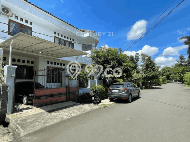 NEW LISTING! Rumah Strategis di Bintaro, LT 237m² Bangunan 120m² NEW LISTING! Rumah Strategis di Bintaro, LT 237m² Bangunan 120m²