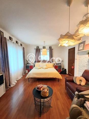 Hunian Elit LB 500m2 Siap Huni Desain Elegan di Bintaro, Tangerang Selatan Hunian Elit LB 500m2 Siap Huni Desain Elegan di Bintaro, Tangerang Selatan