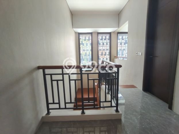 Dijual Rumah Mewah Exclusive di BSD, Tangerang Selatan Dijual Rumah Mewah Exclusive di BSD, Tangerang Selatan