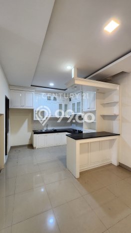Dijual Rumah Premium dengan Fasilitas Sekitar Komplit di Cakung, Jakarta Timur Dijual Rumah Premium dengan Fasilitas Sekitar Komplit di Cakung, Jakarta Timur