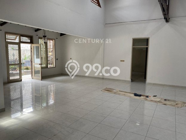 Dijual Rumah Mewah Megah Dengan View Cantik di Pulomas, Jakarta Timur Dijual Rumah Mewah Megah Dengan View Cantik di Pulomas, Jakarta Timur