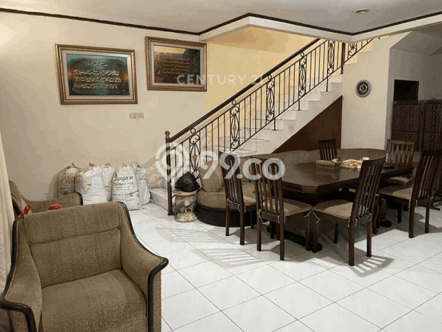 NEW LISTING! Rumah Strategis di Bintaro, LT 237m² Bangunan 120m² NEW LISTING! Rumah Strategis di Bintaro, LT 237m² Bangunan 120m²