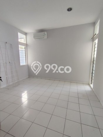 Rumah Asri di Pulomas, 2 KM, LT 451m² LB 280m² Rumah Asri di Pulomas, 2 KM, LT 451m² LB 280m²