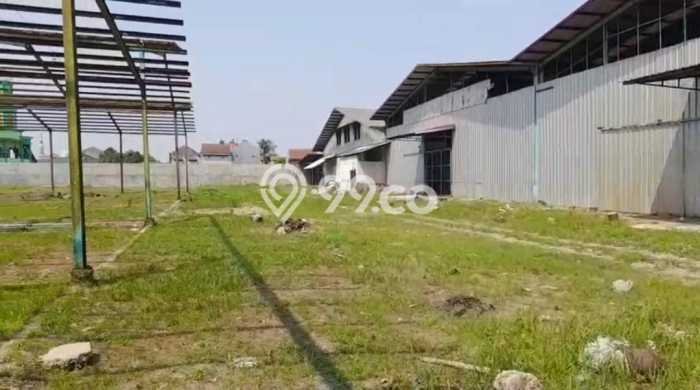 AREA KOMERSIAL! Gudang For Rent di Tangerang, Luas 10000m², Jalan Strategis AREA KOMERSIAL! Gudang For Rent di Tangerang, Luas 10000m², Jalan Strategis
