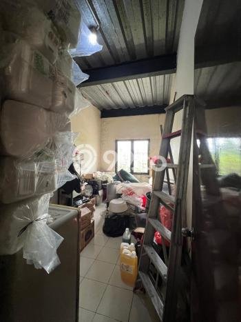 Lokasi Strategis! Dijual Gudang Bisnis di Karawaci, Tangerang Kondisi Bagus Lokasi Strategis! Dijual Gudang Bisnis di Karawaci, Tangerang Kondisi Bagus