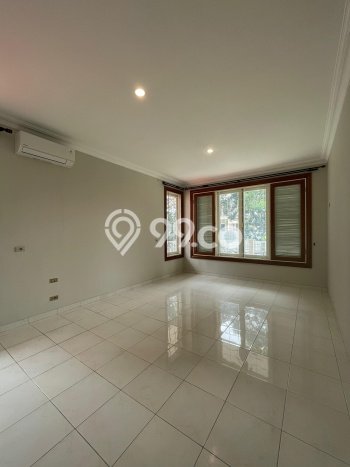 Sewa Rumah Minimalis di Menteng Siap Huni dan Kondisi Bagus Sewa Rumah Minimalis di Menteng Siap Huni dan Kondisi Bagus
