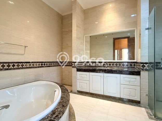 Rumah Sewa Jakarta Selatan LT 450m2 LB 400m2 Area Pondok Indah Rumah Sewa Jakarta Selatan LT 450m2 LB 400m2 Area Pondok Indah