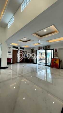 Rumah Elit LB 700m2 Siap Huni Desain Elegan di Kemang, Jakarta Selatan Rumah Elit LB 700m2 Siap Huni Desain Elegan di Kemang, Jakarta Selatan