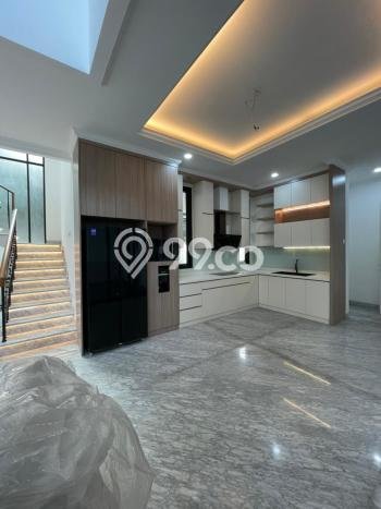 Rumah 4 Kamar Siap Huni Dikontrakkan di Kemang Harga Kompetitif Rumah 4 Kamar Siap Huni Dikontrakkan di Kemang Harga Kompetitif
