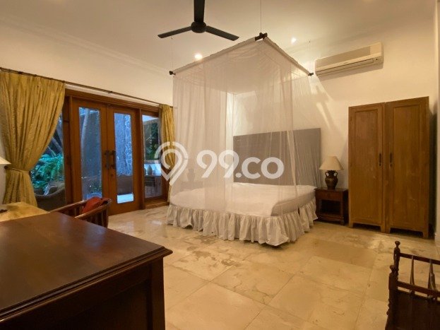 HUNIAN PILIHAN! Rumah kawasan , 5 KM, Lingkungan Asri, LT 600m2m² LB 734m2m² HUNIAN PILIHAN! Rumah kawasan , 5 KM, Lingkungan Asri, LT 600m2m² LB 734m2m²
