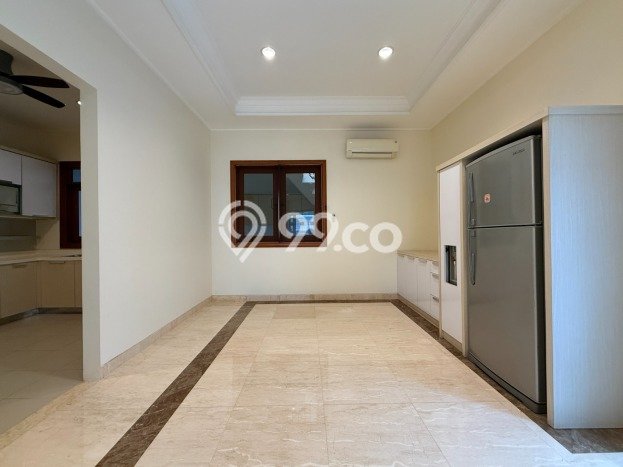 Rumah Sewa Jakarta Selatan LT 450m2 LB 400m2 Area Pondok Indah Rumah Sewa Jakarta Selatan LT 450m2 LB 400m2 Area Pondok Indah