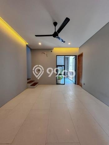 Rumah Elit Modern Siap Huni di Pondok Indah Jakarta Selatan Rumah Elit Modern Siap Huni di Pondok Indah Jakarta Selatan