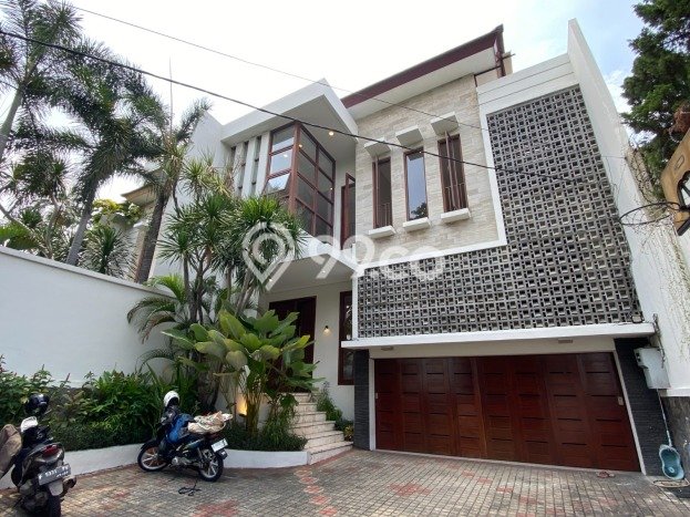 HUNIAN EKSKLUSIF! Rumah area , 5 KT, Design Minimalis, Luas 500m2m² Bangunan 480m2m² HUNIAN EKSKLUSIF! Rumah area , 5 KT, Design Minimalis, Luas 500m2m² Bangunan 480m2m²