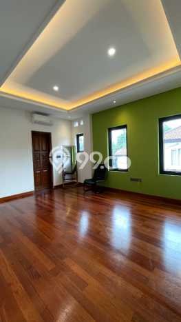Rumah Elit LB 700m2 Siap Huni Desain Elegan di Kemang, Jakarta Selatan Rumah Elit LB 700m2 Siap Huni Desain Elegan di Kemang, Jakarta Selatan