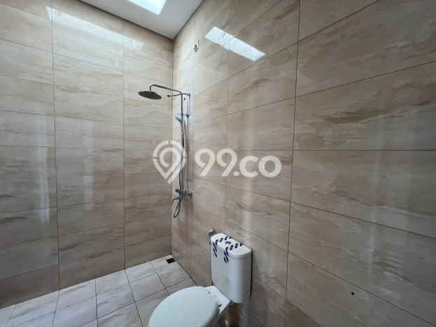 Dijual Cepat Rumah Siap Huni LT 125m2 LB 150m2 di Jakarta Barat Cocok untuk Hunian Dijual Cepat Rumah Siap Huni LT 125m2 LB 150m2 di Jakarta Barat Cocok untuk Hunian